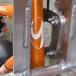 Rack to brackets fittings, inside