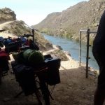 Taking the shade above The Narrows in Roxburgh Gorge